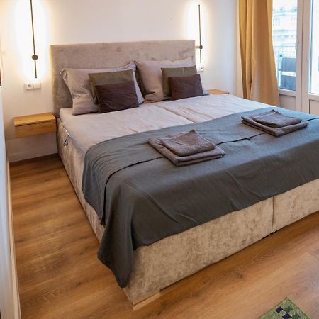 Modern Apartment In Historic City Center Old Town Μπρατισλάβα Εξωτερικό φωτογραφία